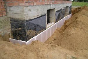 Как выбрать материалы для утепления дома и правильно их установить